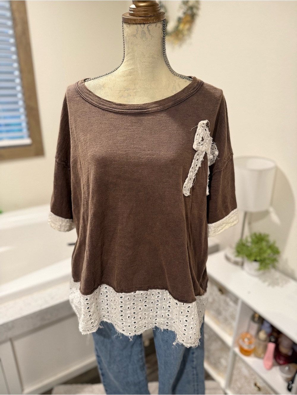 Blue Velvet Eyelet Bow Top | Brown | Size Large